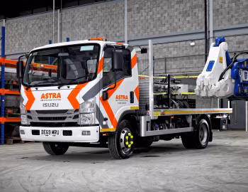 Isuzu Forward N75.190 SWB flatbed [UK-spec] '2019