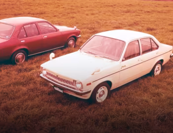 Isuzu Gemini Sedan (PF50) '04.1975–06.1977