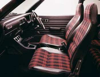 Интерьер Isuzu Gemini Coupe (PF50) '04.1975–06.1977