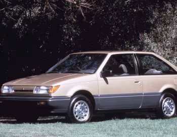 1988–89 Isuzu I-Mark 3-door Hatchback (JT150) '1987–89