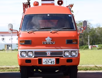 Isuzu Elf (III) '1975–84