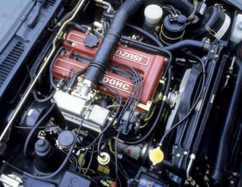 Под капотом Isuzu Piazza '1981–91