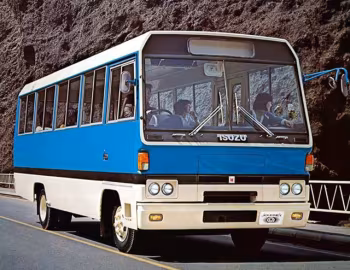 Isuzu Journey Q DBR370