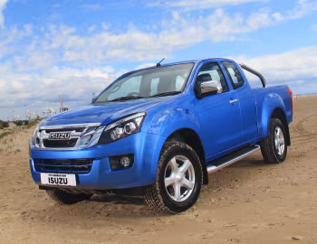 Isuzu KB 300 D-TEQ LX Extended Cab '03.2013–15