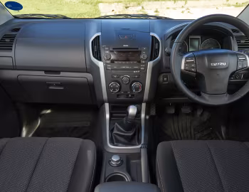 Торпедо Isuzu KB 300 D-TEQ LX 4×4 Double Cab '09.2015–16