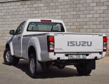 Isuzu KB 250 Fleetside D-TEQ Single Cab '03.2013–15