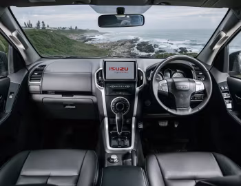 Торпедо Isuzu MU-X [South Africa] '2018–05.2020