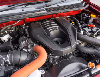 Под капотом Isuzu MU-X [Australia] '05.2017–19