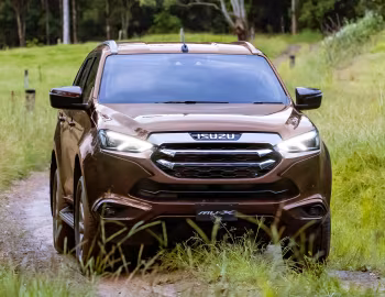 Isuzu MU-X 4×4 LS-U [Australia] '08.2021–24