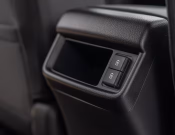 Интерьер Isuzu MU-X LS-M 1.9 [Australia] '2025–н.в.