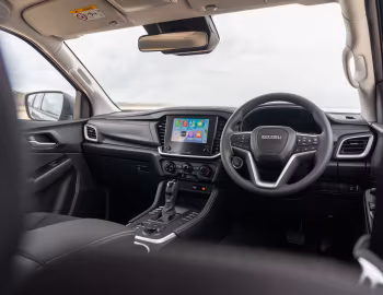 Интерьер Isuzu MU-X LS-M 1.9 [Australia] '2025–н.в.