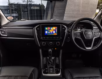 Интерьер Isuzu MU-X LS [South Africa] '2023–н.в.