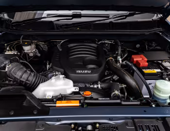 Под капотом Isuzu MU-X LS [South Africa] '2023–н.в.