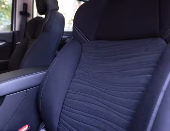 Интерьер Isuzu MU-X LS [South Africa] '2021–23