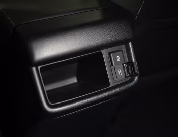 Интерьер Isuzu MU-X LSE 4WD [South Africa] '2025–н.в.