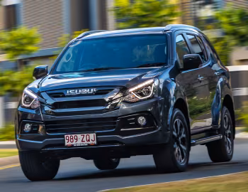 Isuzu MU-X "Onyx Edition" [Australia] '10–12.2020