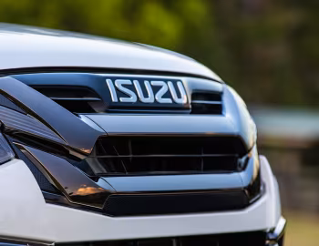 Isuzu MU-X "Onyx Edition" [Australia] '10–12.2020
