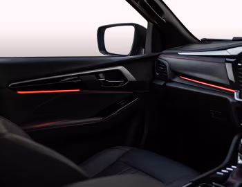 Интерьер Isuzu MU-X Onyx XT [South Africa] '2025–н.в.