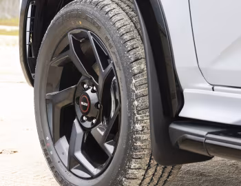 Isuzu MU-X X-Terrain [Australia] '2025–н.в.