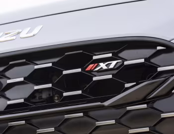 Isuzu MU-X X-Terrain [Australia] '2025–н.в.