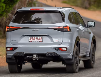 Isuzu MU-X X-Terrain [Australia] '2025–н.в.