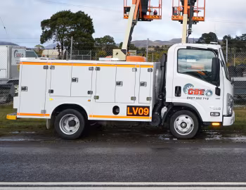 Isuzu NLR 45-150 Servicepack [Australia] '2016–18