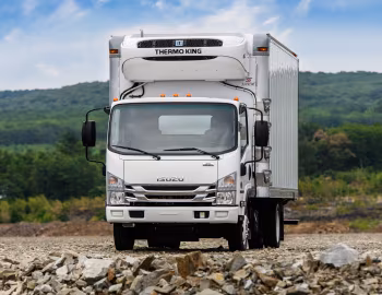 2016–21 Isuzu NPR-XD Diesel with Supreme refrigerated body [North America] '2015–21