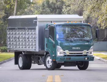 2022–pr. Isuzu NQR with Eby Flex removable-sides landscape body [US-spec] '2022–pr.