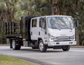 2022–pr. Isuzu NRR Diesel Crew Cab Dump Truck [North America] '2022–pr.