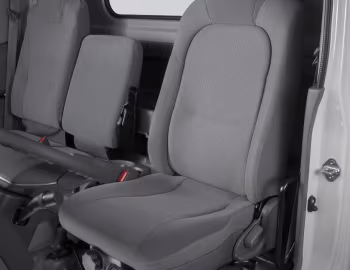 Интерьер 2016–21 Isuzu NPR Diesel Chassis Standard Cab [North America] '2015–21