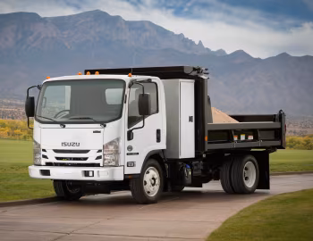 2015–21 Isuzu NRR Diesel with Reading Marauder dump body [North America] '2014–21