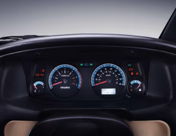 Комбинация приборов Isuzu Panther Touring '08.2004–02.2020