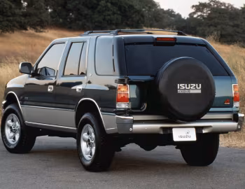 1995–97 Isuzu Rodeo LS [North America] (UC) '1994–97
