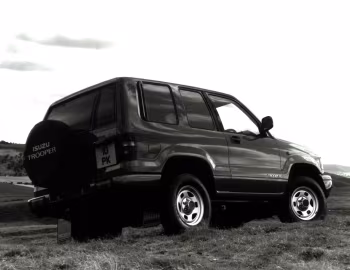 Isuzu Trooper SWB [UK-spec] '1992–98