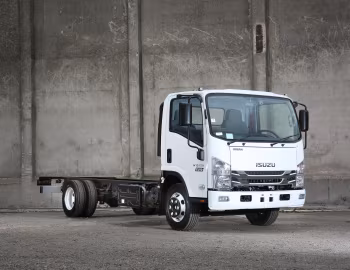 Isuzu Urban N75.150 4×2 Rigid Chassis Cab [UK-spec] '2017–н.в.