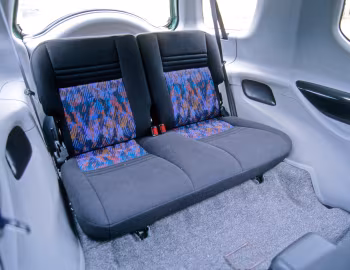 Интерьер Isuzu VehiCROSS (E-UGS25DW) '04.1997–02.1999