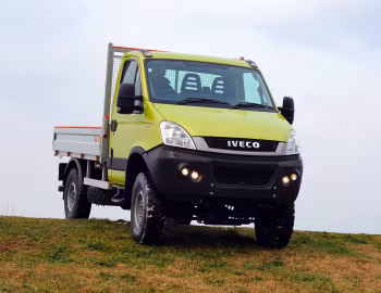 Iveco EcoDaily 4×4 Chassis Cab [UK-spec] '2009–11