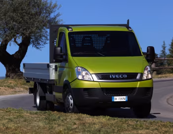 Iveco EcoDaily Chassis Cab '2009–11