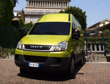 Iveco EcoDaily Van '2009–11