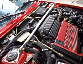 Sous la capuche Lancia Delta HF integrale "Edizione Finale" (831) '1994