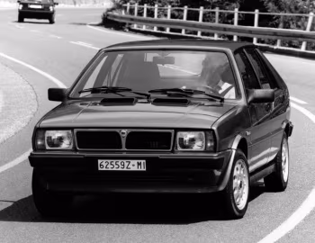 Lancia Delta HF turbo (831) '1985–86