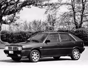 Lancia Delta LX (831) '1991–92