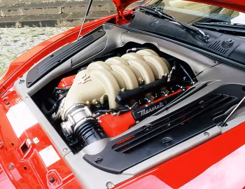 Sous la capuche Maserati Coupé [Worldwide] (M138) '2002–03