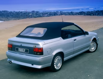 Renault 19 1.8 16S Cabrio [Worldwide] (D53) '1991–92