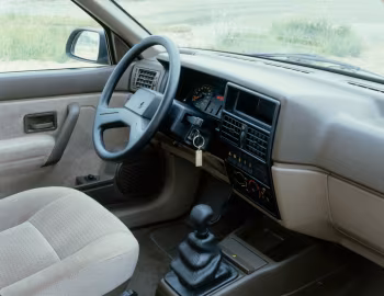 Interior Renault 19 TXE [Worldwide] (B53) '1988–92