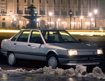 Renault 21 TXE [Worldwide] '1986–89