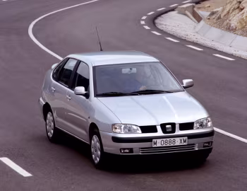 SEAT Córdoba '1999–2002