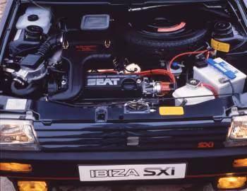 Под капотом SEAT Ibiza 1.5 SXi [Worldwide] (021A) '1988–91