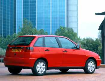 SEAT Ibiza 5-door [UK-spec] '1996–99