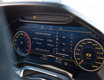 仪表台 Italdesign Zerouno (#4/5) '2018